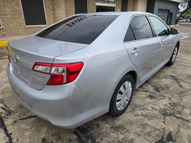 Toyota Camry  2014
