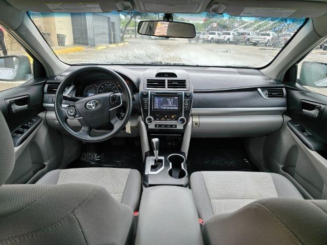 Toyota Camry  2014