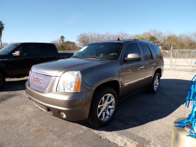 GMC Yukon Denali  2014