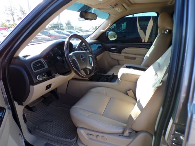 GMC Yukon Denali  2014