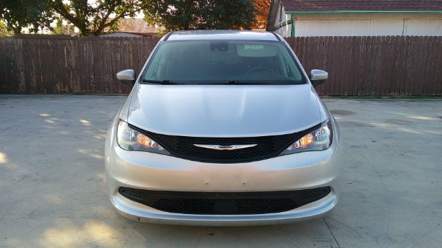 Chrysler Voyager  2023