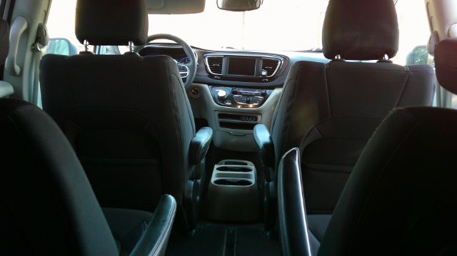 Chrysler Voyager  2023