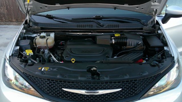 Chrysler Voyager  2023