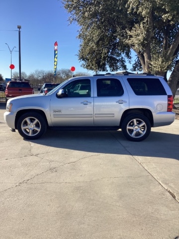 Chevrolet Tahoe  2012