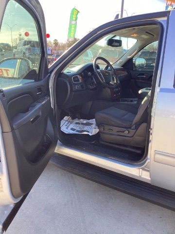 Chevrolet Tahoe  2012