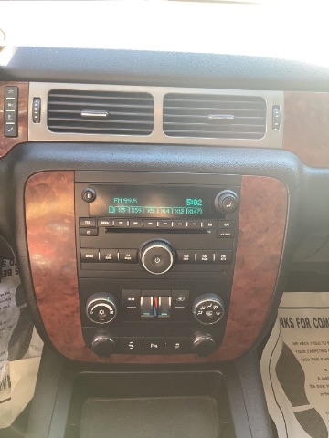 Chevrolet Tahoe  2012