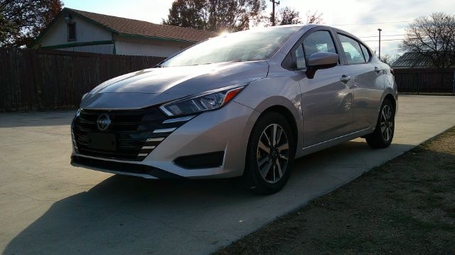 2024 Nissan Versa 1.6 SV