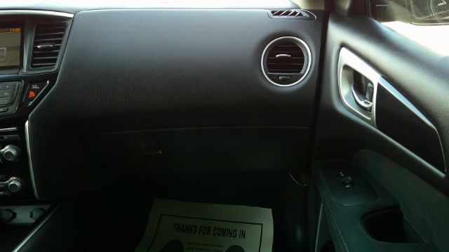 Nissan Pathfinder  2015