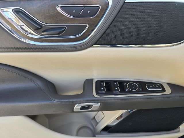 Lincoln Continental  2019