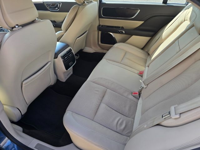 Lincoln Continental  2019