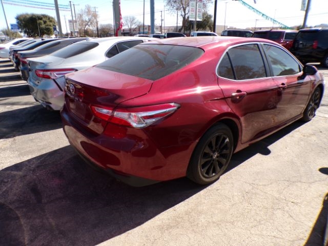 Toyota Camry  2018