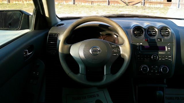 Nissan Altima  2010