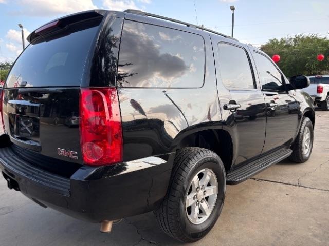 GMC Yukon  2011