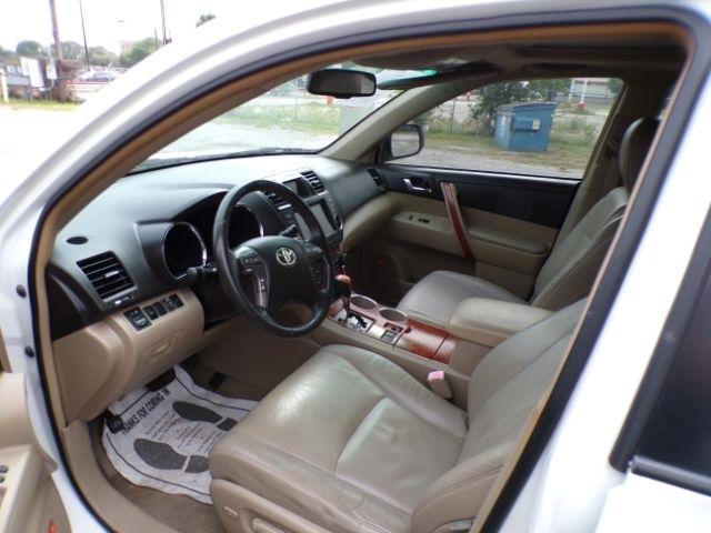 Toyota Highlander  2009
