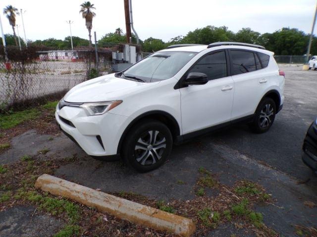 Toyota RAV4  2018