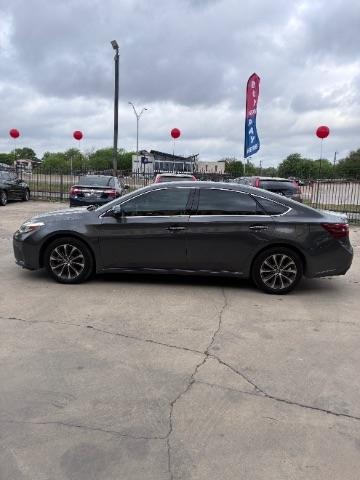 Toyota Avalon  2018