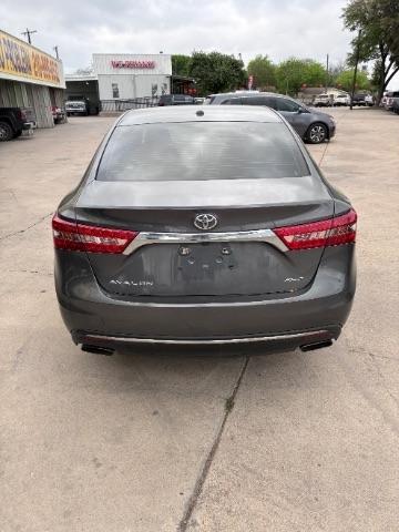 Toyota Avalon  2018