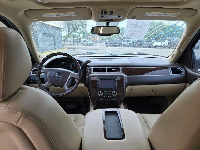 GMC Yukon Denali  2013