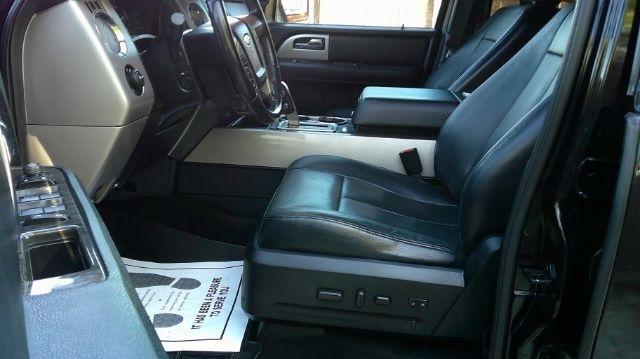 Ford Expedition  2017