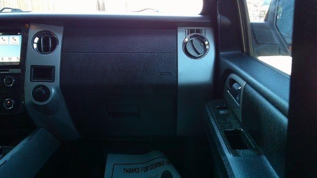 Ford Expedition  2017