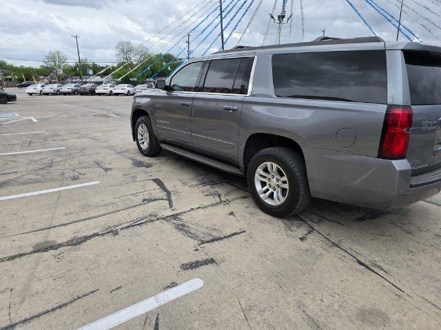 Chevrolet Suburban  2019