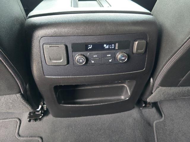 Chevrolet Suburban  2019