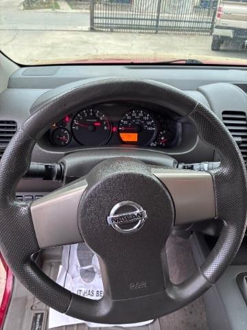 Nissan Frontier  2010