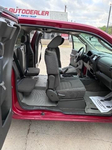 Nissan Frontier  2010