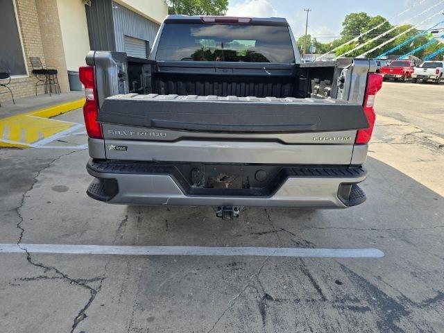 Chevrolet Silverado 1500  2021