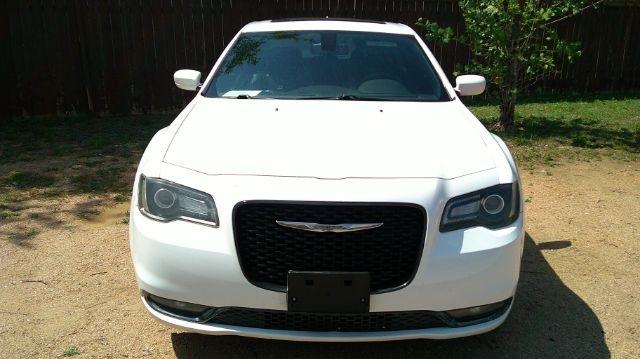 Chrysler 300  2015