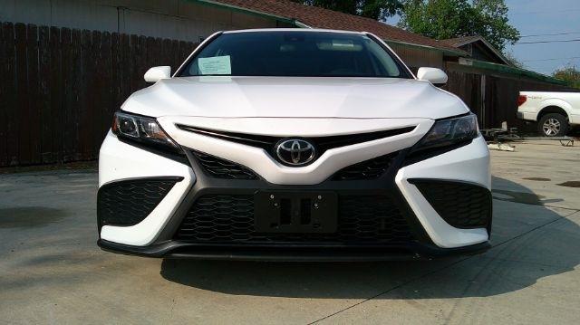 Toyota Camry  2021
