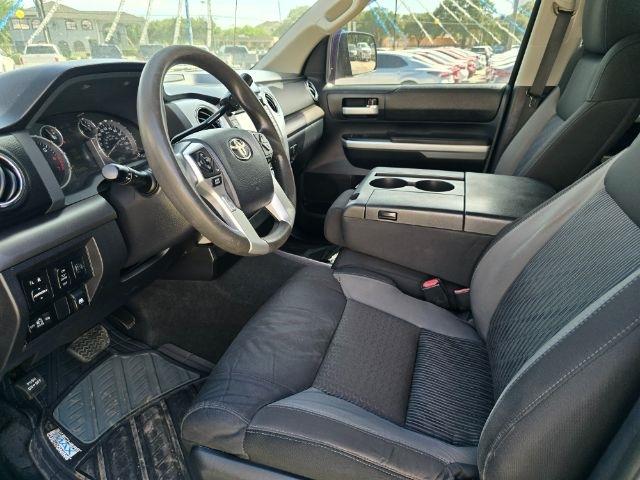 Toyota Tundra  2015