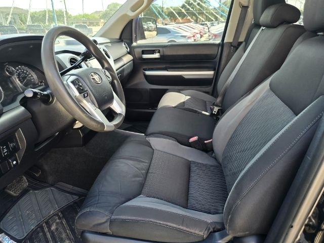 Toyota Tundra  2015