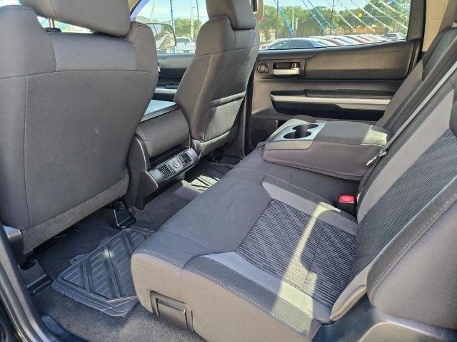 Toyota Tundra  2015