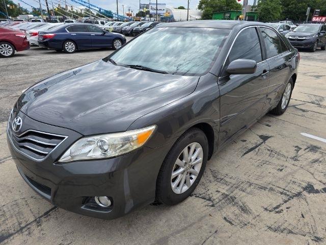 2011 Toyota Camry XLE V6
