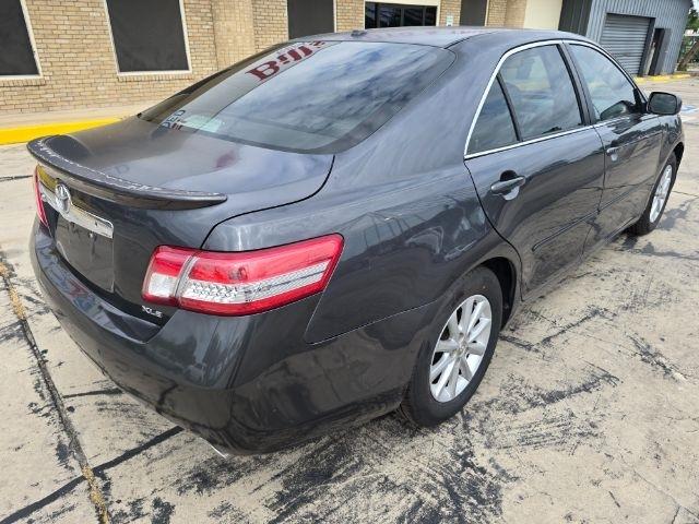 Toyota Camry  2011