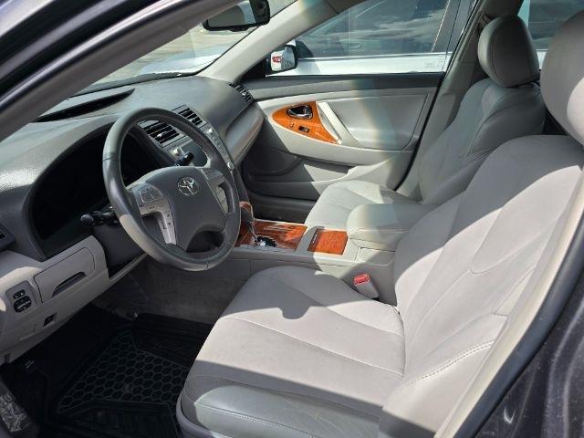 Toyota Camry  2011
