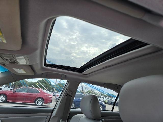 Toyota Camry  2011