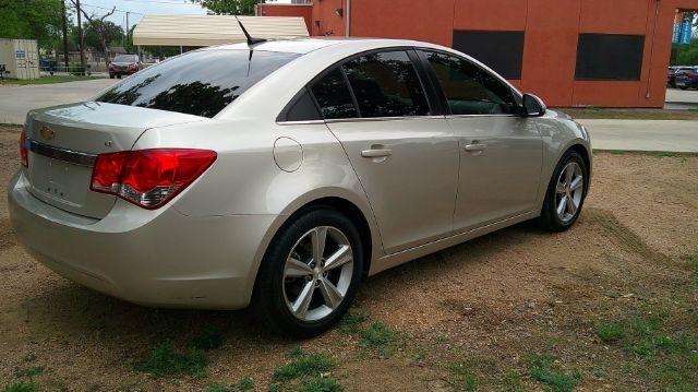 Chevrolet Cruze  2013