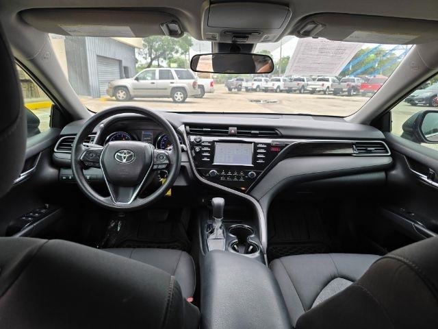 Toyota Camry  2019