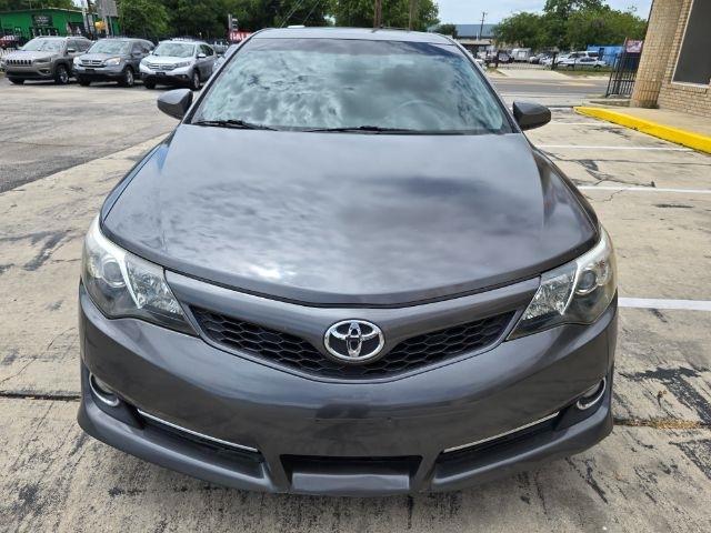 Toyota Camry  2014