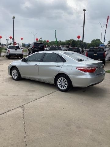 Toyota Camry  2017