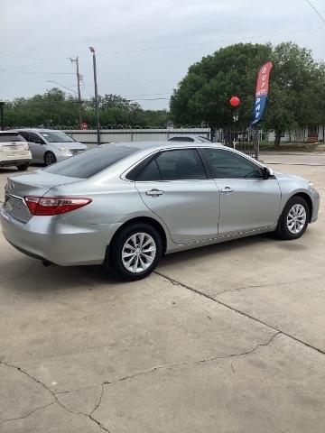 Toyota Camry  2017
