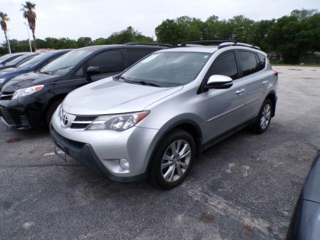 Toyota RAV4  2015