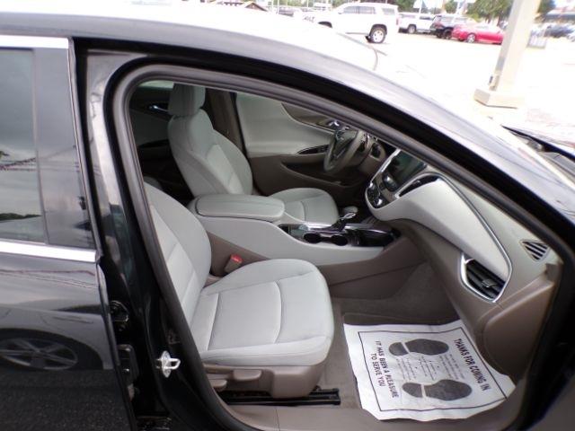 Chevrolet Malibu  2021