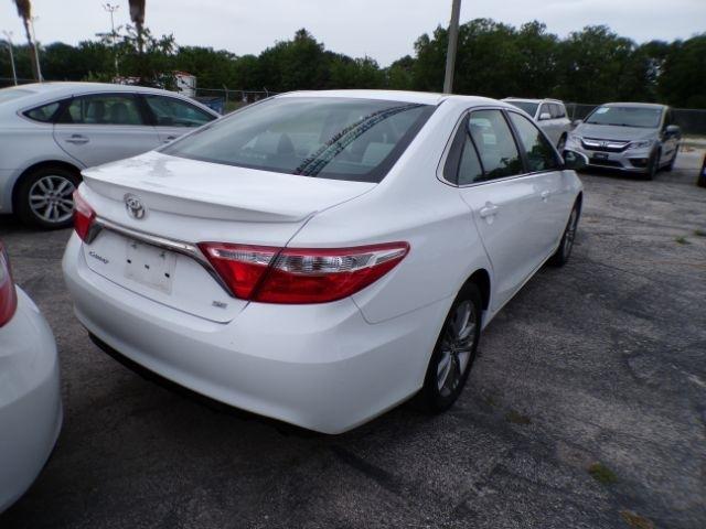 Toyota Camry  2016