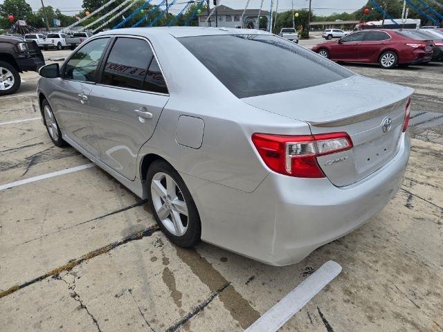 Toyota Camry  2014
