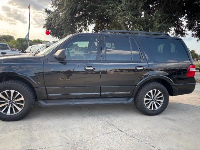 Ford Expedition  2017