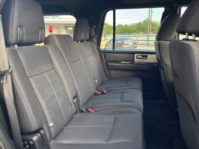 Ford Expedition  2017