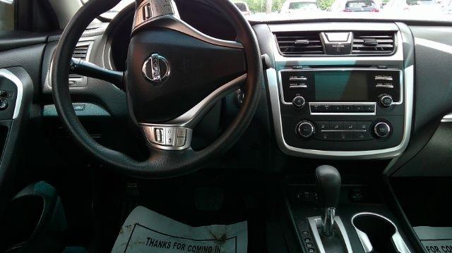 Nissan Altima  2016